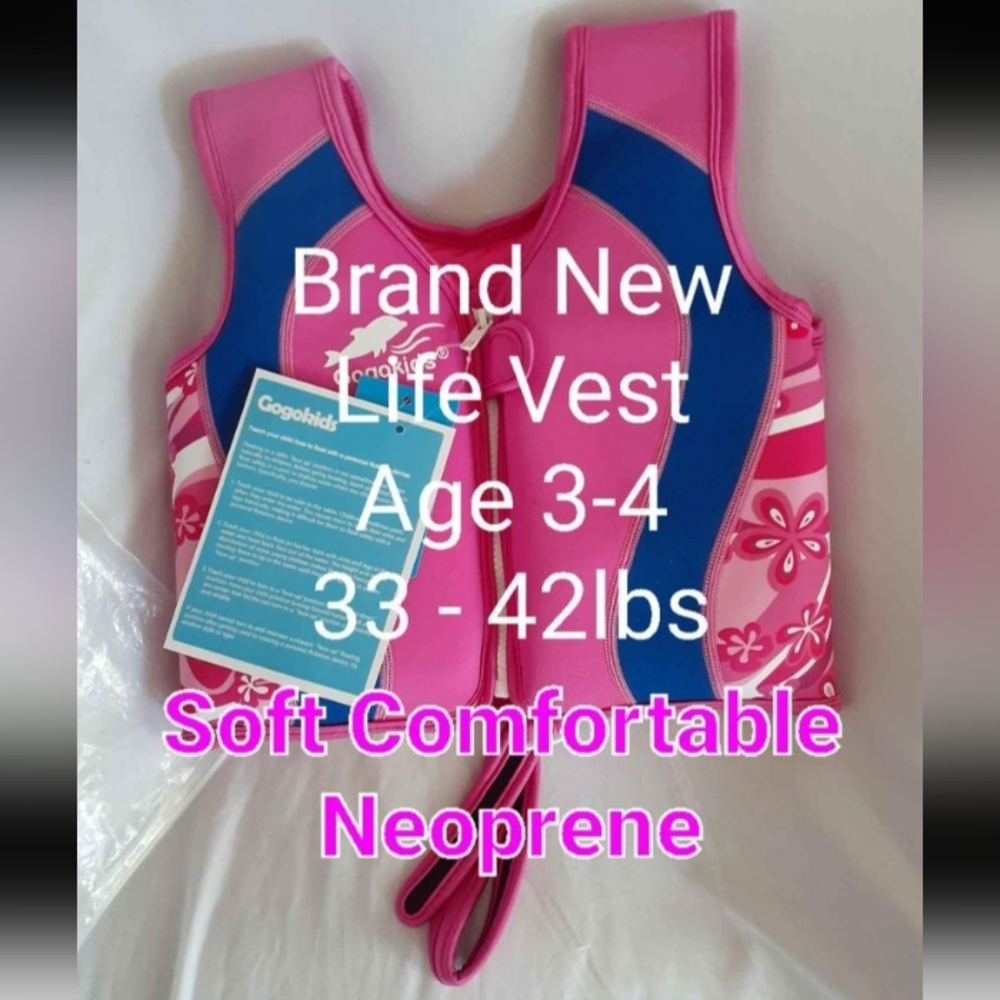 Life Jacket Age 3-4 Brand New 33- 42lb Non-Abrasive to skin Neoprene